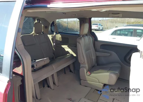 2013 Chrysler Town & Country Touring from USA, damaged, VIN 2C4RC1BG8DR510025